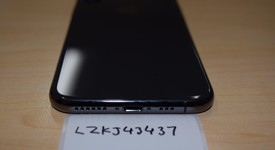 Mint
													Apple iPhone Xs - Verizon, Gray, 64 GB, A1920, photo 2 of 6