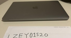 Good
													MacBook Air 2020 - 13" - Apple M1, Gray, 256 GB, 8 GB, photo 4 of 6