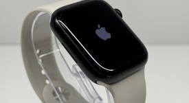 Fair
													Apple Watch Series 7 45mm - Green, A2474 - GPS, Aluminum, photo 4 of 5
