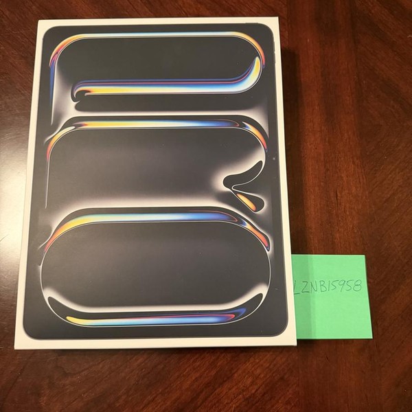 Apple iPad Pro 13 inch (M4) 2024 - Wi-Fi, 1 TB, Black, 16 GB, A2925, Standard Glass