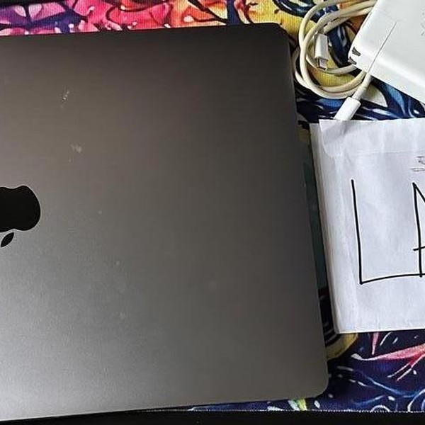 MacBook Pro 2019 - 16 inch - 512 GB, Gray, 16 GB, Intel Core i7