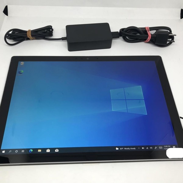 Microsoft Surface Pro 5 (2017) - Wi-Fi, 128 GB, Silver, 4 GB