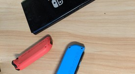 Good
													Nintendo Switch - Red & Blue, 32 GB, photo 3 of 12