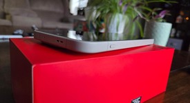 Mint
													OnePlus 15 - Unlocked, Sand Storm, 512 GB, 16 GB, photo 5 of 6