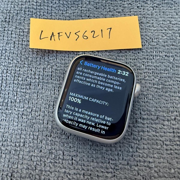 Apple Watch Series 8 41mm - Unlocked, Silver, A2772 - Cellular, Aluminum