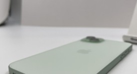 Good
													Apple iPhone 15 Plus - Unlocked, Green, 128 GB, A2847, photo 4 of 6