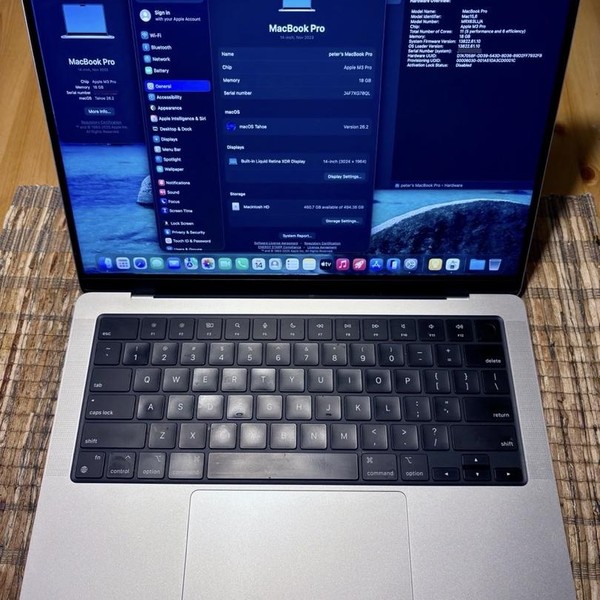 MacBook Pro Late 2023 (M3) - 14 inch - 512 GB, Silver, 18 GB, Apple M3 Pro 11-core, 14-core GPU