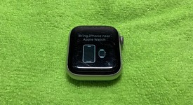Fair
													Apple Watch Series 4 40mm - Silver, A1977 - GPS, Aluminum, photo 3 of 4