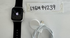 Good
													Apple Watch Series 7 41mm - Starlight, A2473 - GPS, Aluminum, photo 1 of 5