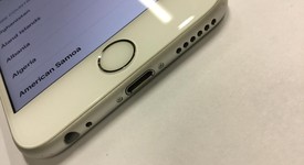 Good
													Apple iPhone 6S - Sprint, Silver, 16 GB, A1688, photo 2 of 13