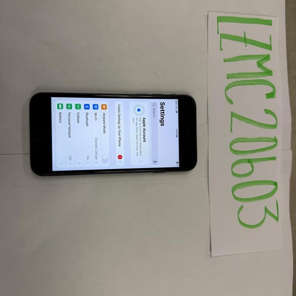 Apple iPhone SE 3rd Gen 2022 - Unlocked, 64 GB, Midnight, A2595