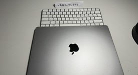 Fair
													MacBook Air 2022 - 13" - Apple M2, Silver, 256 GB, 8 GB, photo 1 of 8