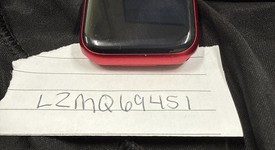 Good
													Apple Watch Series 9 41mm - Unlocked, Red, A2982 - Cellular, Aluminum, photo 4 of 9