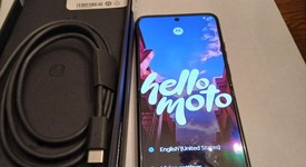 Mint
													Motorola Razr Plus (2023) - Spectrum, Black, 256 GB, 8 GB, photo 1 of 5