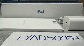 Mint
													Apple iPad 10th Gen - Wi-Fi, Blue, 64 GB, A2696, photo 4 of 14