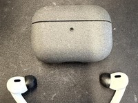 Apple AirPods Pro 2