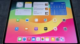 Good
													Apple iPad Air 13" (M2) 2024 - Unlocked, Gray, 256 GB, A2899, photo 1 of 6