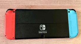 Good
													Nintendo Switch - OLED - Red & Blue, 64 GB, photo 2 of 2