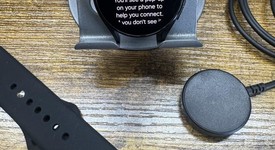Mint
													Samsung Galaxy Watch4 - Unlocked, Black, 40mm, photo 2 of 5