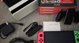 Good
													Nintendo Switch - OLED - White, 64 GB, photo 1 of 9