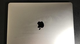 Good
													MacBook Pro 2017 (With Touch Bar) - 13" - Gray, 256 GB, 8 GB, photo 3 of 9