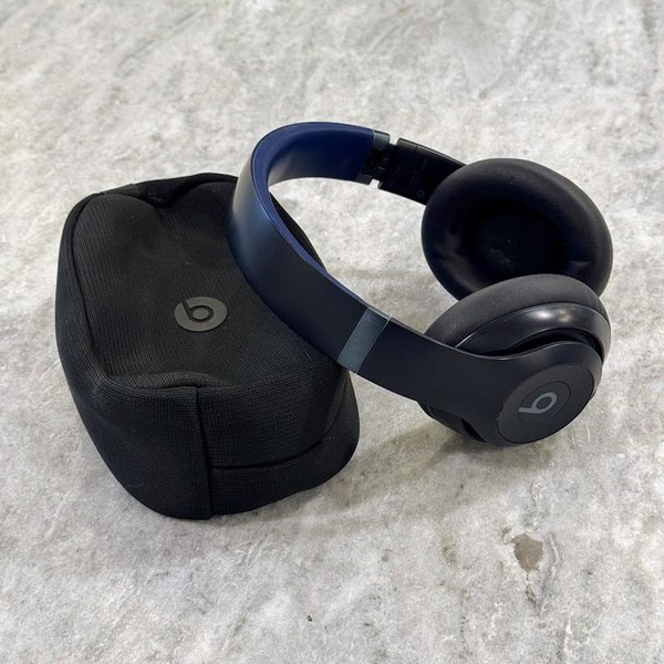 Beats Studio Pro - Navy Blue