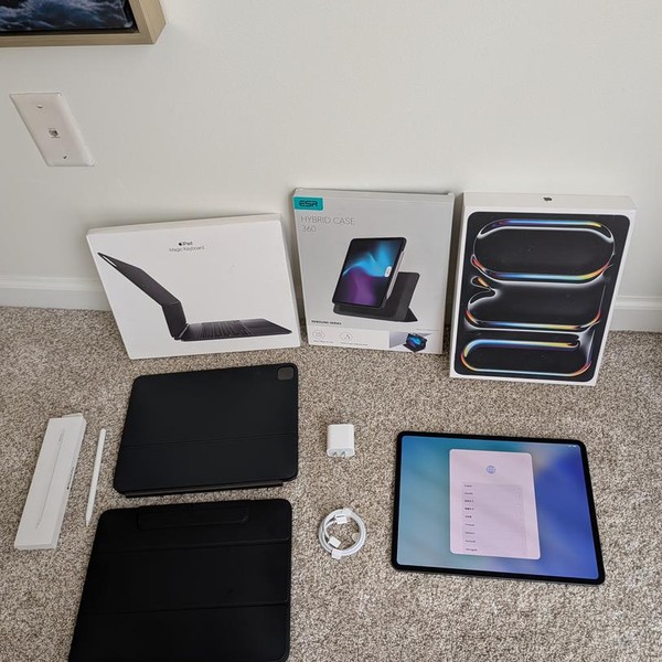 Apple iPad Pro 13 inch (M4) 2024 - Wi-Fi, 2 TB, Black, 16 GB, A2925, Standard Glass