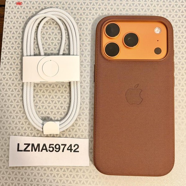 Apple iPhone 17 Pro - Unlocked, 256 GB, Cosmic Orange, A3256