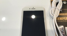 Fair
													Apple iPhone 7 - AT&T, Gold, 32 GB, A1778, photo 2 of 5