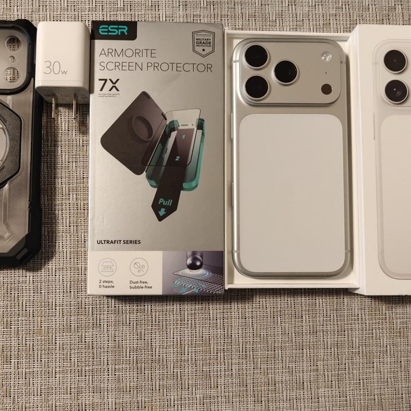 Apple iPhone 17 Pro - Unlocked, 512 GB, Silver, A3256