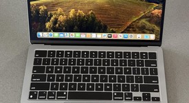 Good
													MacBook Air 2022 - 13" - Apple M2, Silver, 512 GB, 16 GB, photo 2 of 16