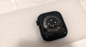 Mint
													Apple Watch Series 10 42mm - Black, A2997 - GPS, Aluminum, photo 5 of 14