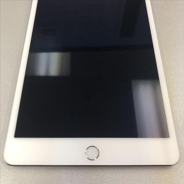 Apple iPad Mini 4 - Wi-Fi, 128 GB, Silver