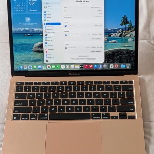 MacBook Air 2020 - 13 inch - 256 GB, Gold, 8 GB, Apple M1