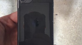 Good
													Apple iPhone 11 - Verizon, Black, 64 GB, A2111, photo 3 of 12