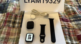 Good
													Apple Watch Series 6 44mm - Unlocked, Gray, A2294 - Cellular, Nike, photo 1 of 9