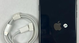 Mint
													Apple iPhone SE 3rd Gen 2022 - Unlocked, Midnight, 64 GB, A2595, photo 1 of 10