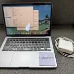 Good MacBook Pro 2020 - 13 inch - 512 GB, Gray, 16 GB, Intel Core i5
