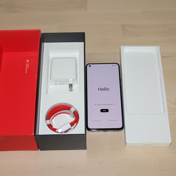 OnePlus 9 5G - Unlocked, 128 GB, Purple, 8 GB, LE2115