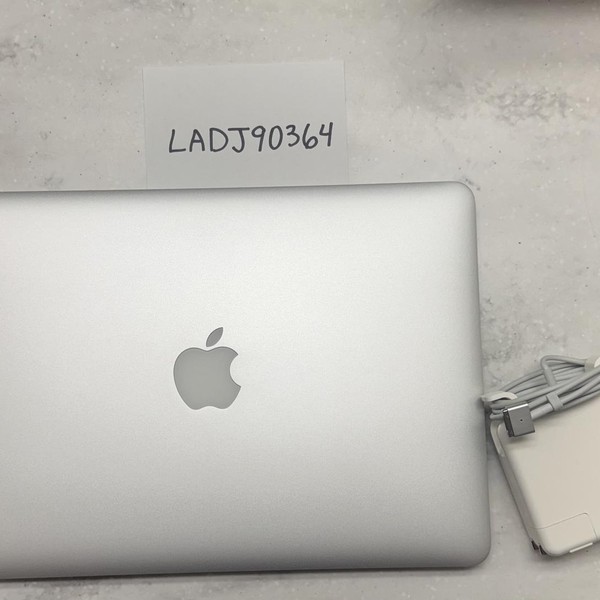 MacBook Pro 2014 (Retina) - 13 inch - 1 TB, Silver, 8 GB