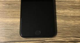 Good
													Apple iPhone SE 2nd Gen 2020 - AT&T, Black, 64 GB, A2275, photo 2 of 7