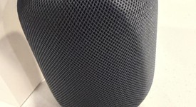 Mint
													Apple HomePod 2nd Gen - Midnight, photo 3 of 5