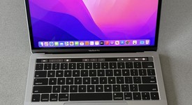 Fair
													MacBook Pro 2016 (With Touch Bar) - 13" - Gray, 512 GB, 16 GB, photo 3 of 18