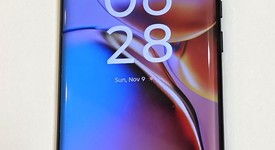 Mint
													Motorola Edge Plus (2023) - Unlocked, Black, 512 GB, 8 GB, photo 5 of 13