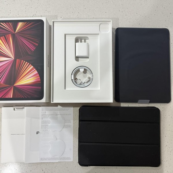 Apple iPad Pro 11 inch 3rd Gen 2021 - Wi-Fi, 128 GB, Gray