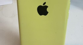 Good
													Apple iPhone 5C - Unlocked, Yellow, 8 GB, A1532, GSM, photo 3 of 7