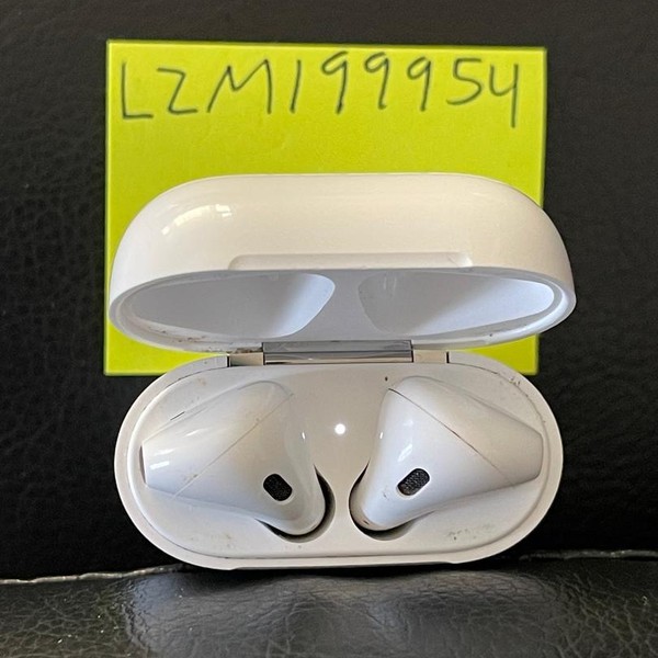 Apple AirPods 2nd Gen - Lightning Case