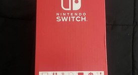 New
													Nintendo Switch - OLED - White, 64 GB, photo 3 of 4