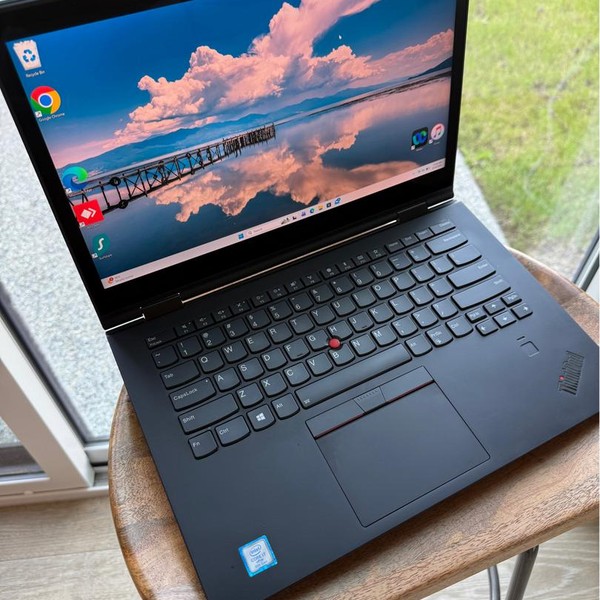 Lenovo ThinkPad X1 Yoga (3rd Gen) - 1 TB, Black, 16 GB, Intel Core i7, QHD