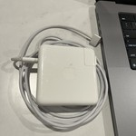 Good MacBook Pro 2021 - 16 inch - 512 GB, Silver, 16 GB, Apple M1 Pro 10-core